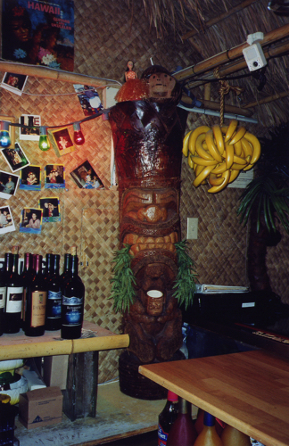 Waikiki Wally's - Tiki